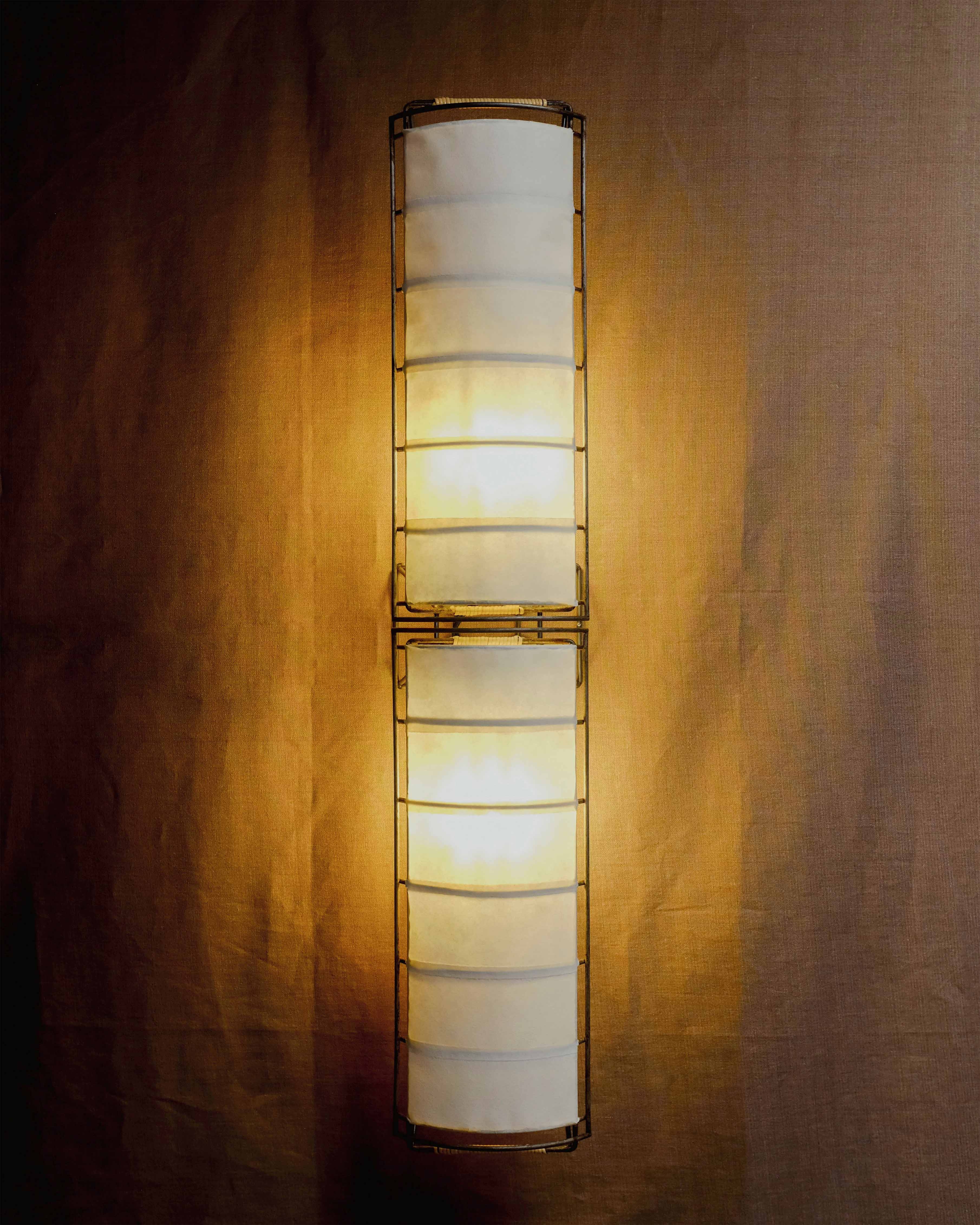 LINEAR BIRD WALL SCULPTURE (lit version)